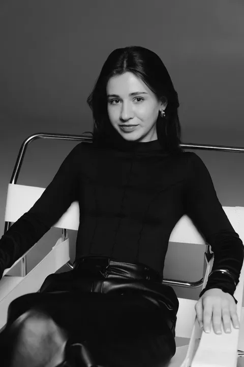 Лиза Крисанова